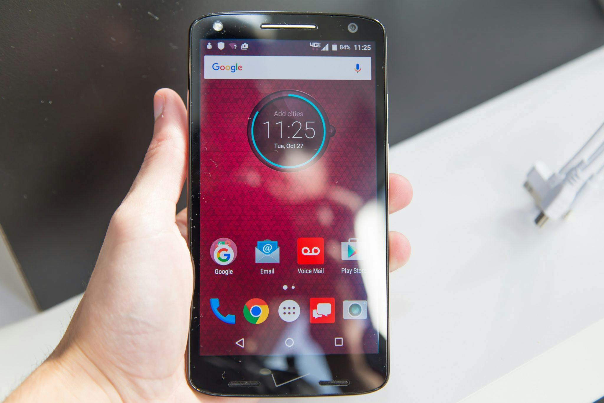 Verizon’s s Motorola Droid Turbo 2 Introduces Shatterproof Glass in Smartphones featured image